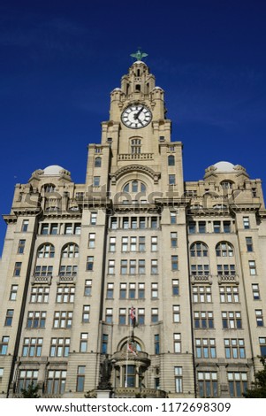Liverpool center buildings view