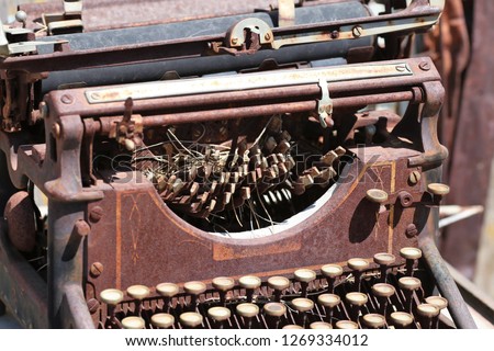 Vintage typewriter and keys