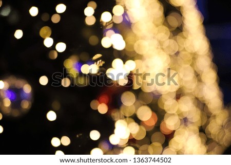 the light of the Christmas tree