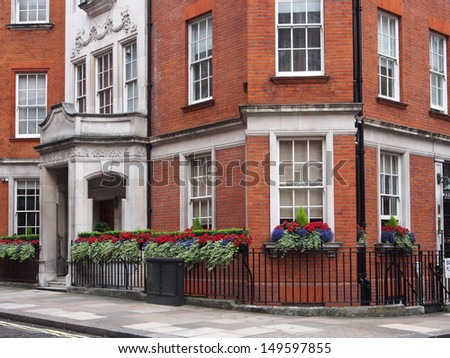 London, Mayfair district, elegant townhouse