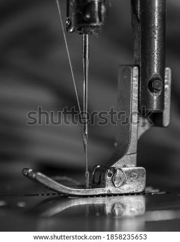macro sewing machine, vertical , black and white