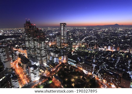 Nishi-Shinjuku sunset afterglow panorama