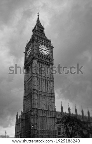 Big Ben in London (Black and White)