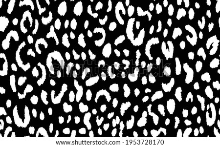 Abstract modern leopard seamless pattern. Animals trendy background. Black and white decorative vector stock illustration for print, card, postcard, fabric, textile. Modern ornament of stylized skin.