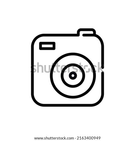 Cute little photo camera. Capturing moments. Pixel perfect, editable stroke icon