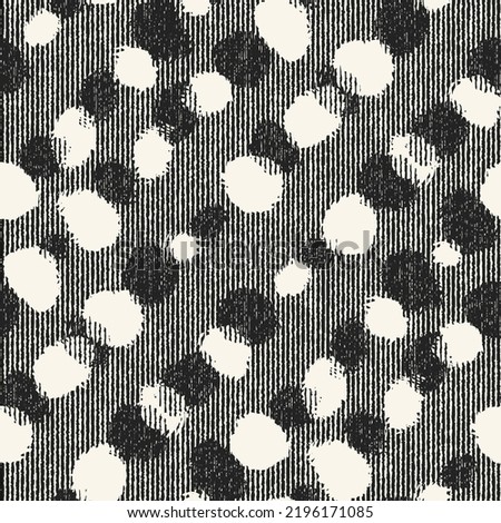 Monochrome Grain Stroke Textured Irregularly Dotted Pattern