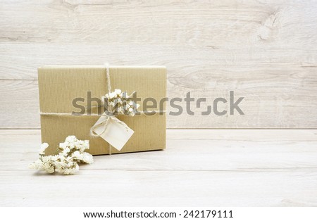 Eco gift box with flower