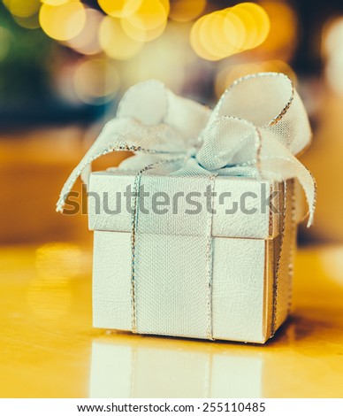 Selective focus Gift box - Vintage effect style pictures
