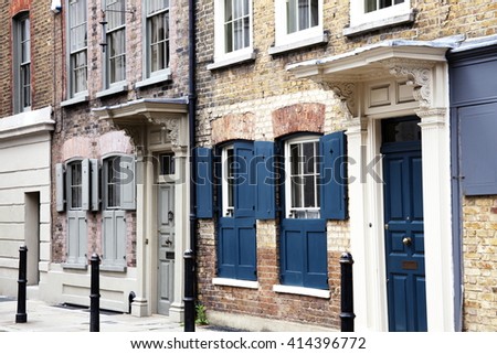 Georgian terraced town houses in Spitafields in the East End of London, England, UK, which where the homes of wealthy Huguenot silk merchants escaping religious persecution in France