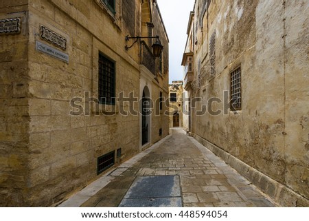 old streets in mdina