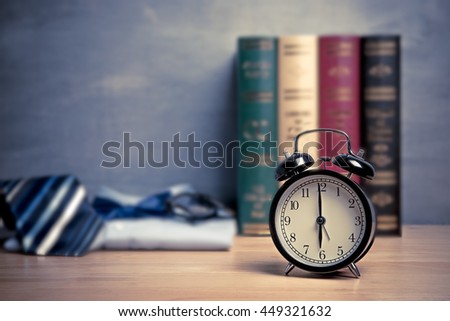 six o'clock morning time for wake up to work , bussiness concept