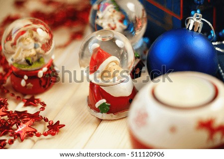 Snow globes and christmas balls 