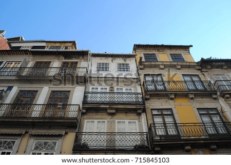 facades of buildings in colonial style