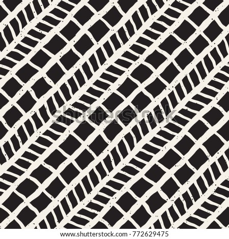 Hand drawn style seamless pattern. Abstract geometric tiling background in black and white. Vector stylish doodle line lattice